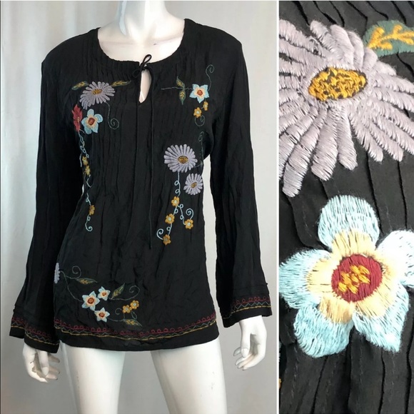 KYLA SEO GRAY FLORAL DESIGN EMBROIDRED SHORT SLEEVE TOP SIZE S NWT